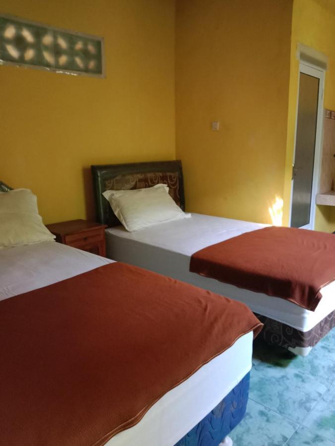 Agung Pring Homestay Batununggul Exteriör bild